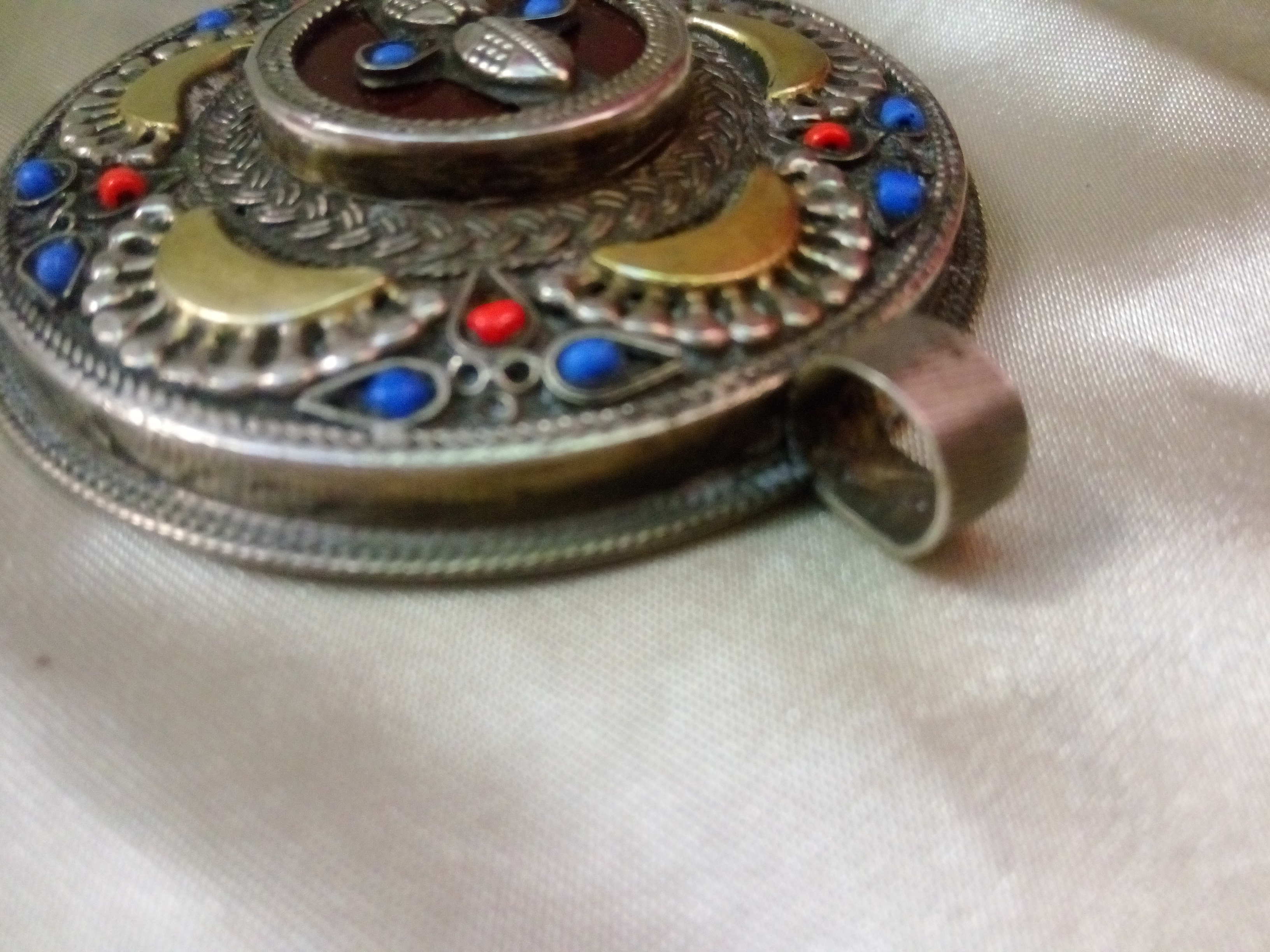 Pakistani silver pendant — image 3